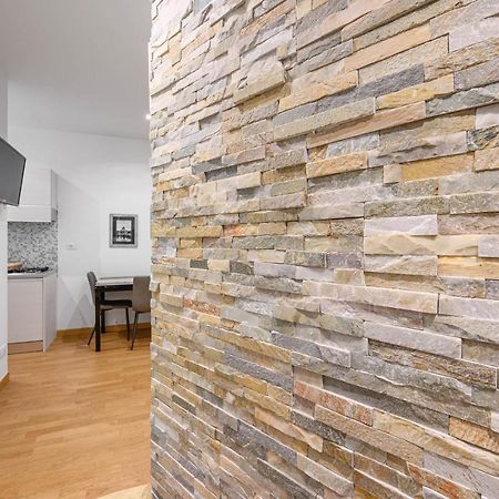 Navona & Pantheon Cozy Apartment ローマ エクステリア 写真