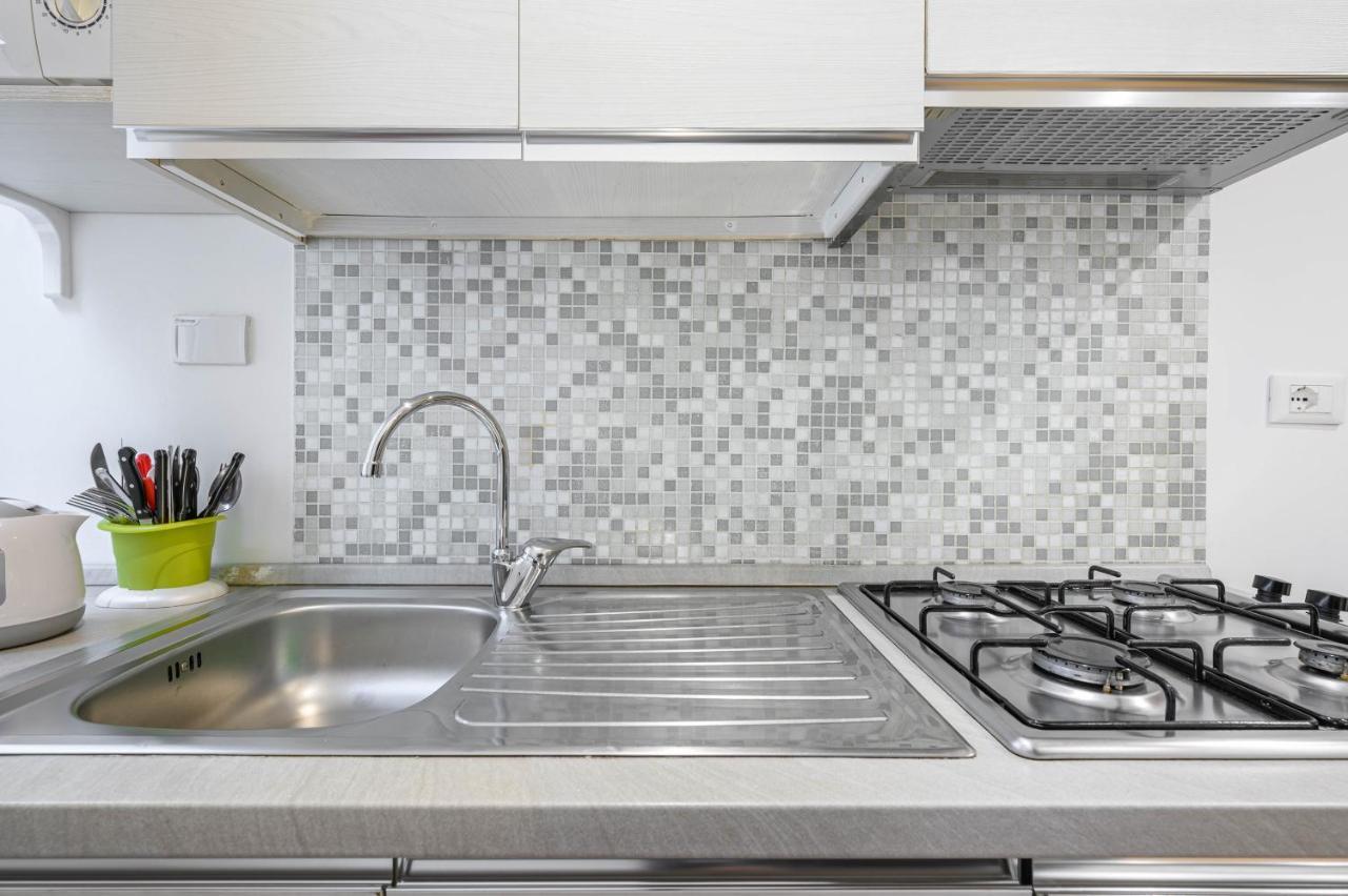 Navona & Pantheon Cozy Apartment ローマ エクステリア 写真